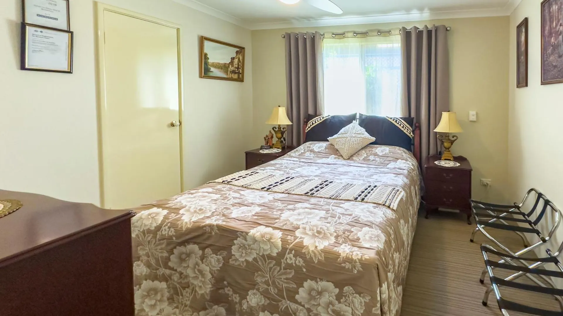 Ascot On Swan Bed & Breakfast Perth